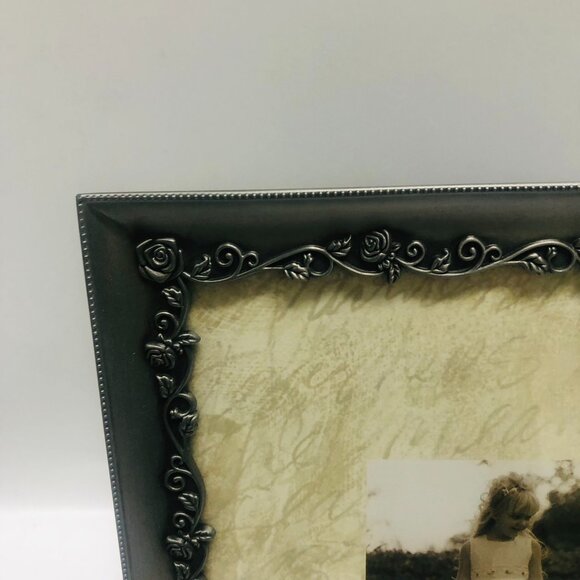 Decorel Heirloom Embossed Jeweled & Pewter 8x10 Picture Frame - Picture 4 of 6